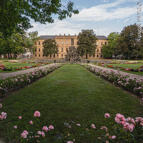 Schlossgarten mit Markgrafenschloss Erlangen